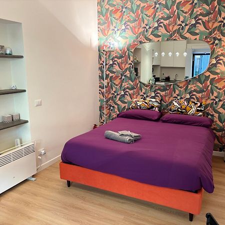 La Vecchia Milano-Les Nubles Vannucci - Il Ballatoio E Il Cortile Extérieur photo