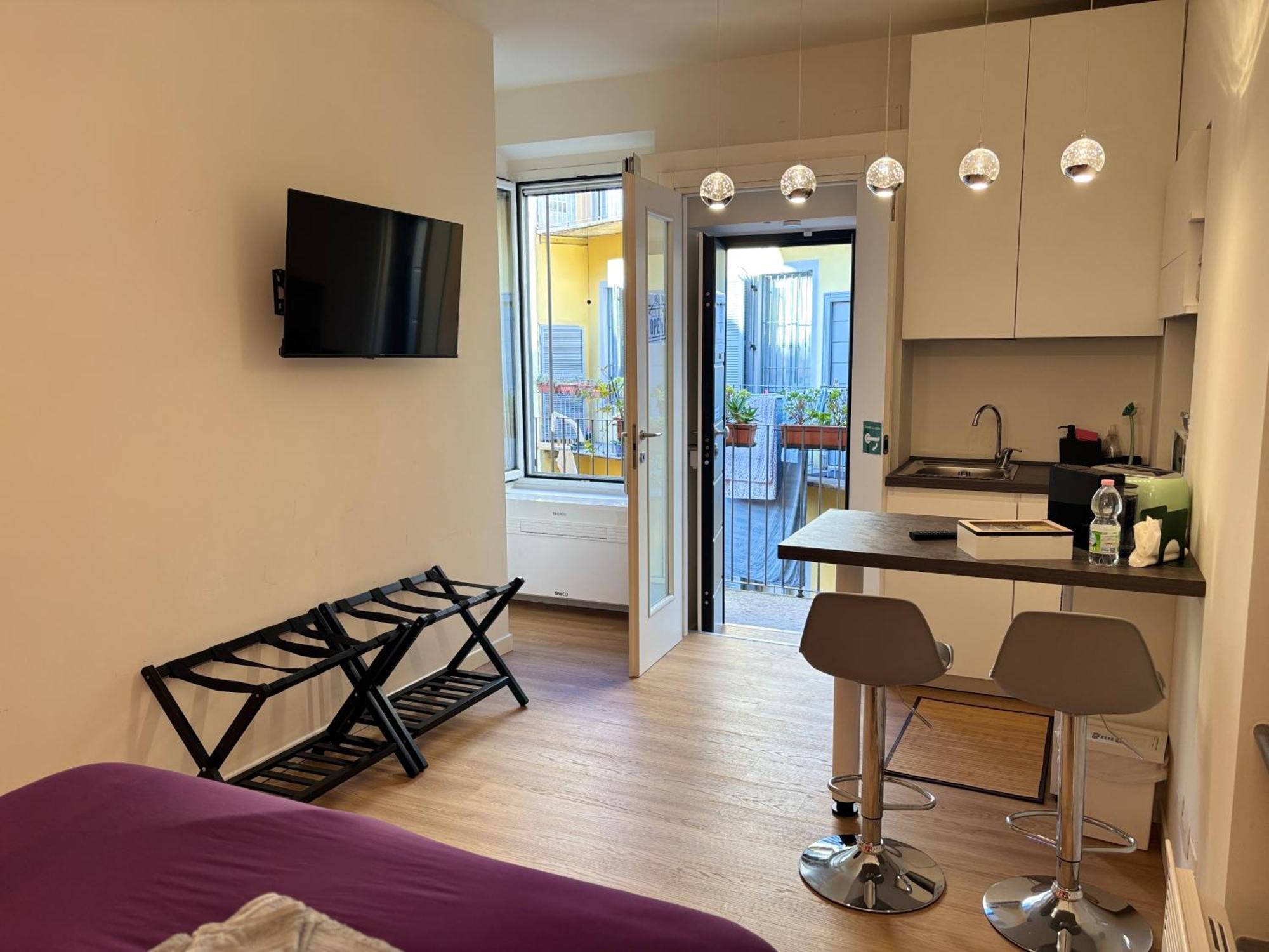La Vecchia Milano-Les Nubles Vannucci - Il Ballatoio E Il Cortile Extérieur photo