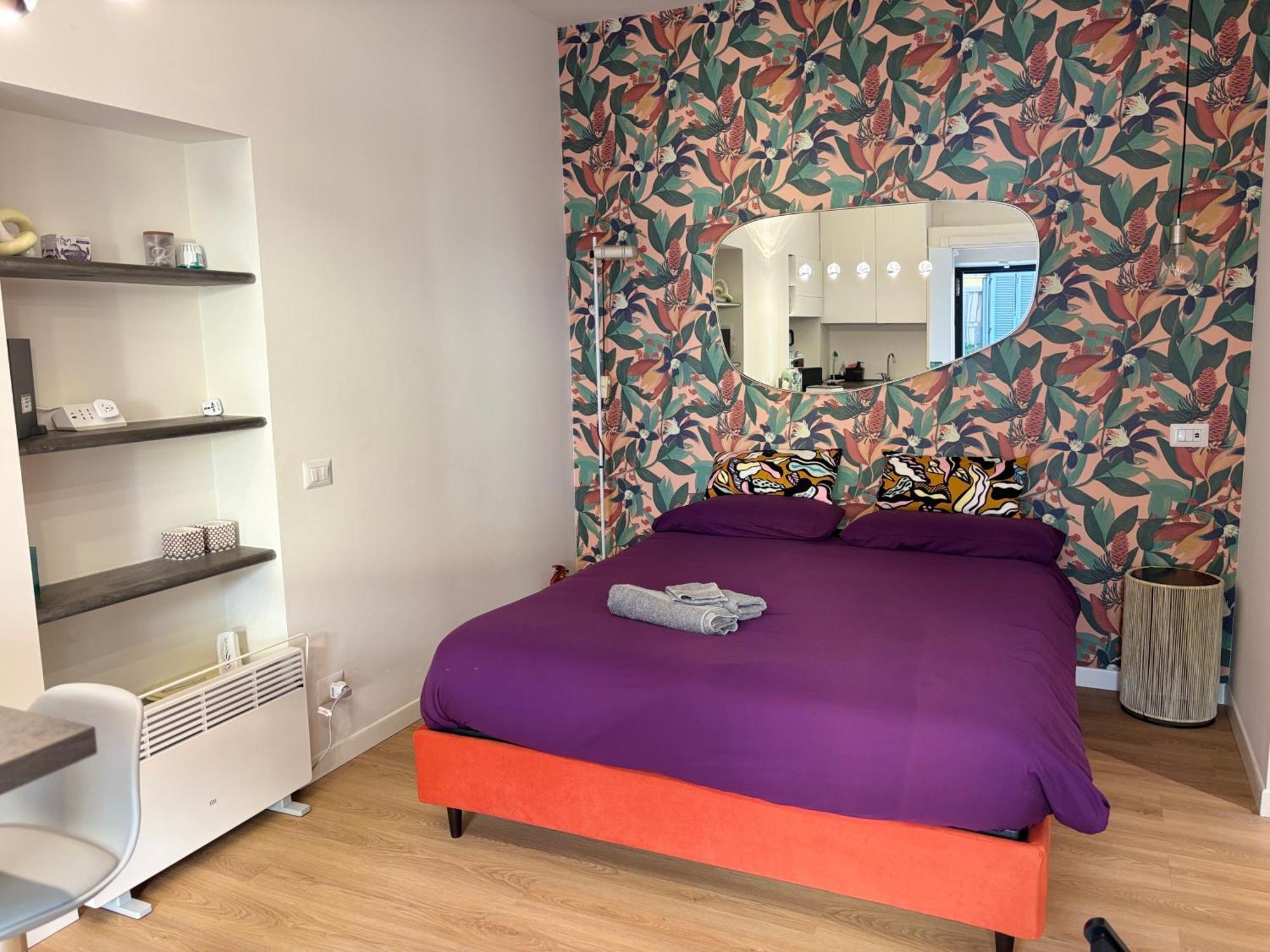 La Vecchia Milano-Les Nubles Vannucci - Il Ballatoio E Il Cortile Extérieur photo