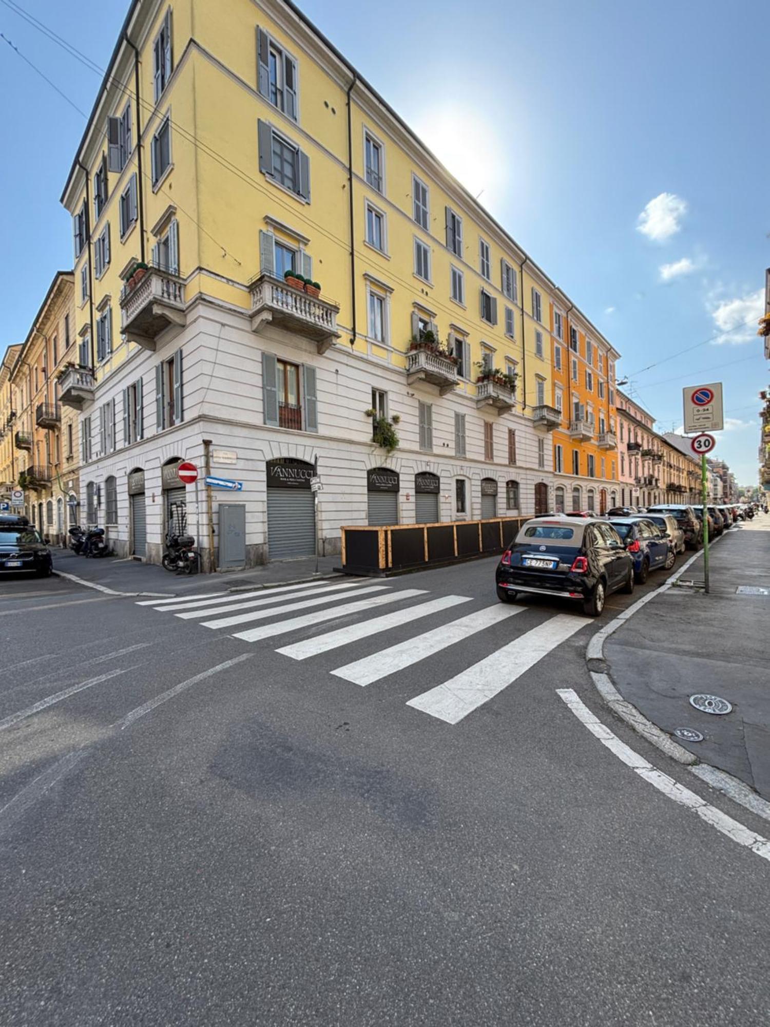 La Vecchia Milano-Les Nubles Vannucci - Il Ballatoio E Il Cortile Extérieur photo
